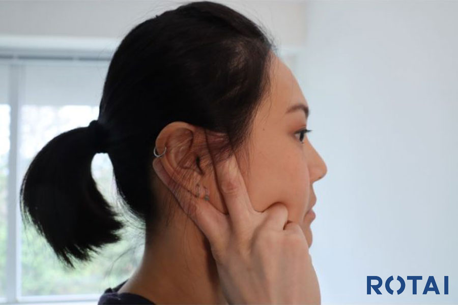 تمرین V Massage Acupressure Points برای درمان وزوز گوش